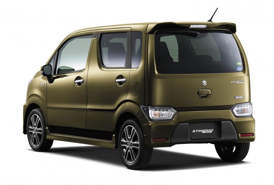  Suzuki Wagon R Stingray Hybrid 2017 года  (фото 2 из 3)